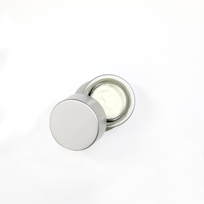 Cellular Laboratories&reg; De-Aging Eye Crème alternate image