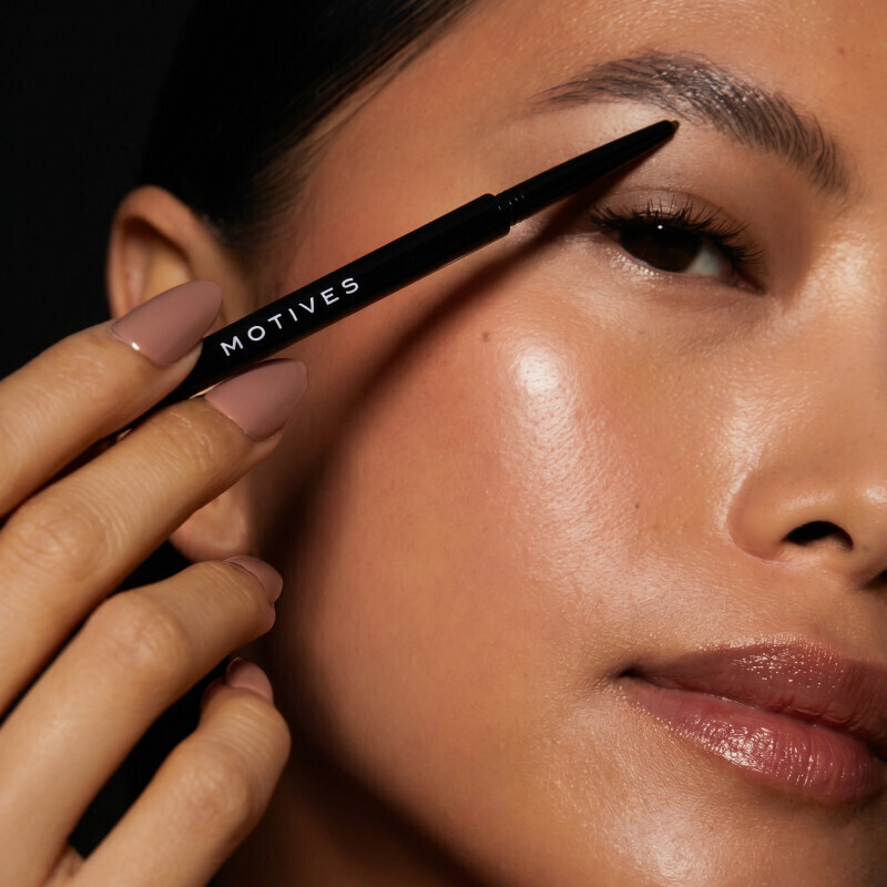 Motives&reg;超細緻塑形眉筆