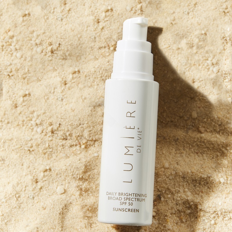 Lumière de Vie&reg;極淨透白防曬乳SPF50
