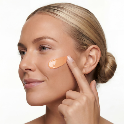 Mineral Foundation Cream Beige Check Swatch