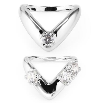 LEXI – Prong Set V-Shaped Ring Duo
