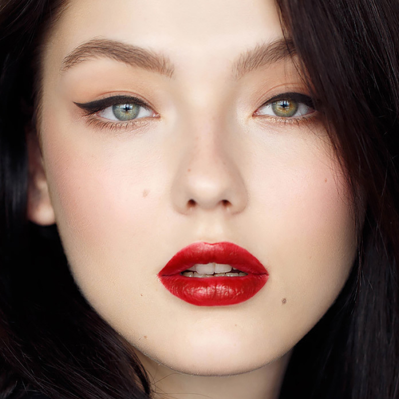 Motives&reg; Precisely The Point Eye Line