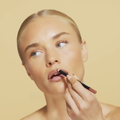 Motives&reg; Lip Liner