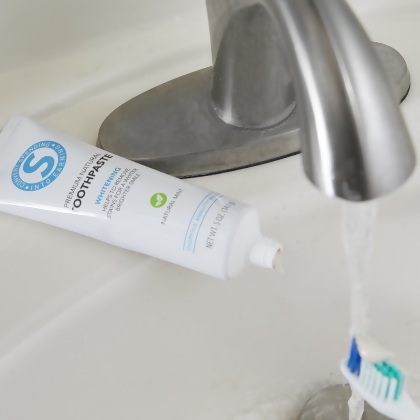 Shopping Annuity Brand Premium Natural Toothpaste