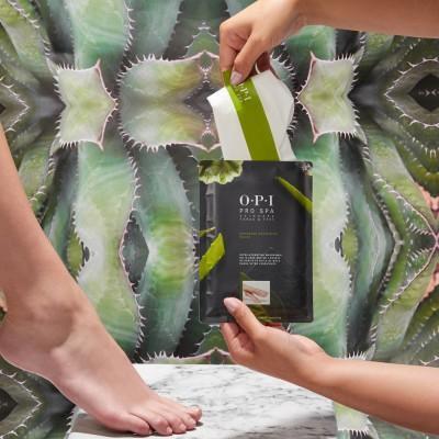 OPI Pro Spa FOOT Mask Advanced Softening Socks ( 1 Pair ) 