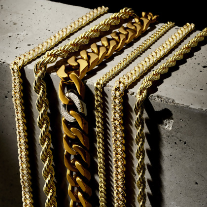 SELENA &ndash; Pave Cuban Link Chain alternate image