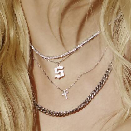 INITIAL &ndash; Gothic Letter Necklace alternate image