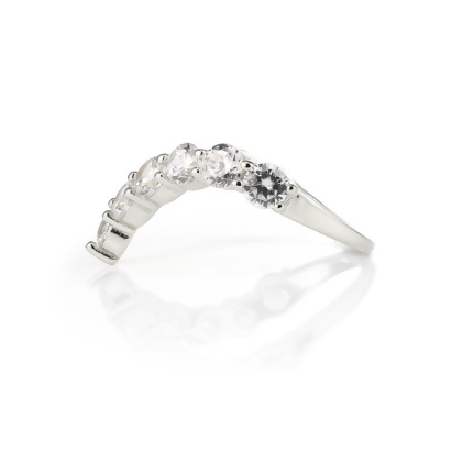 CHERI - V Shaped Bezel Set Ring alternate image