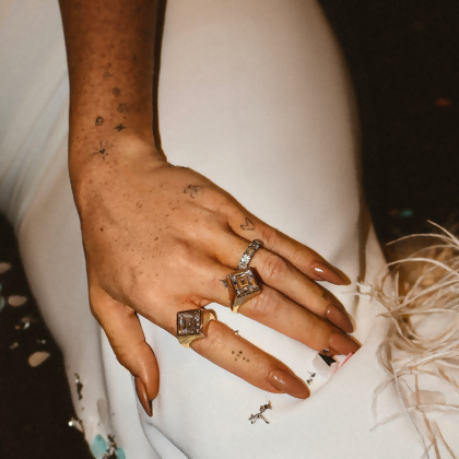 JULIOUS &ndash; Statement Square Ring alternate image