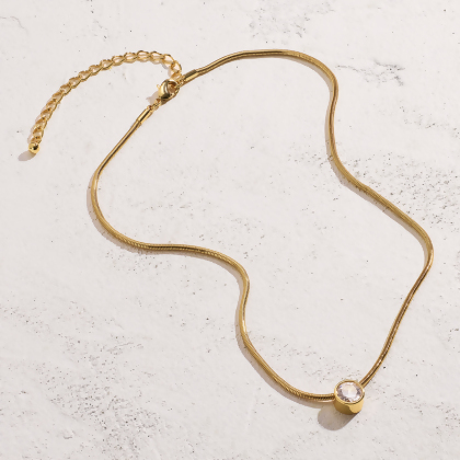JULIETTE - Snake Chain with Bezel Pendant alternate image