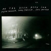 奇斯．傑瑞特／保羅．莫頓／蓋瑞．皮考克：鹿頭酒館 Keith Jarrett / Paul Motian / Gary Peacock: At The Deer Head Inn (CD) 【ECM】 