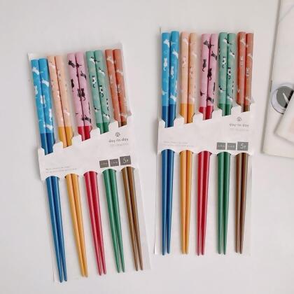 日本製貓咪天然材5入防滑筷子★ #02615508 