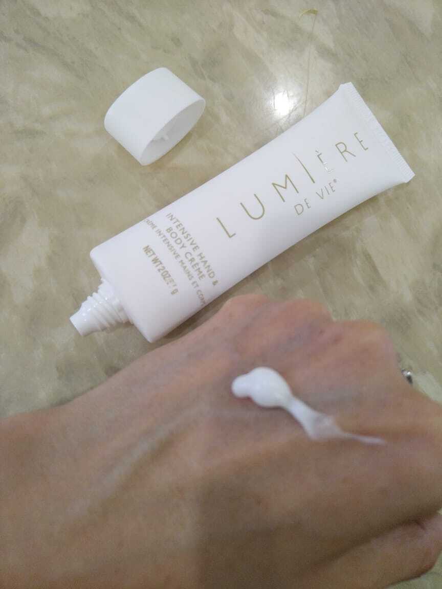 Lumière de Vie® Intensive Hand & Body Crème